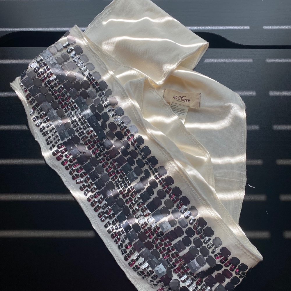 HOLLISTER infinity scarf